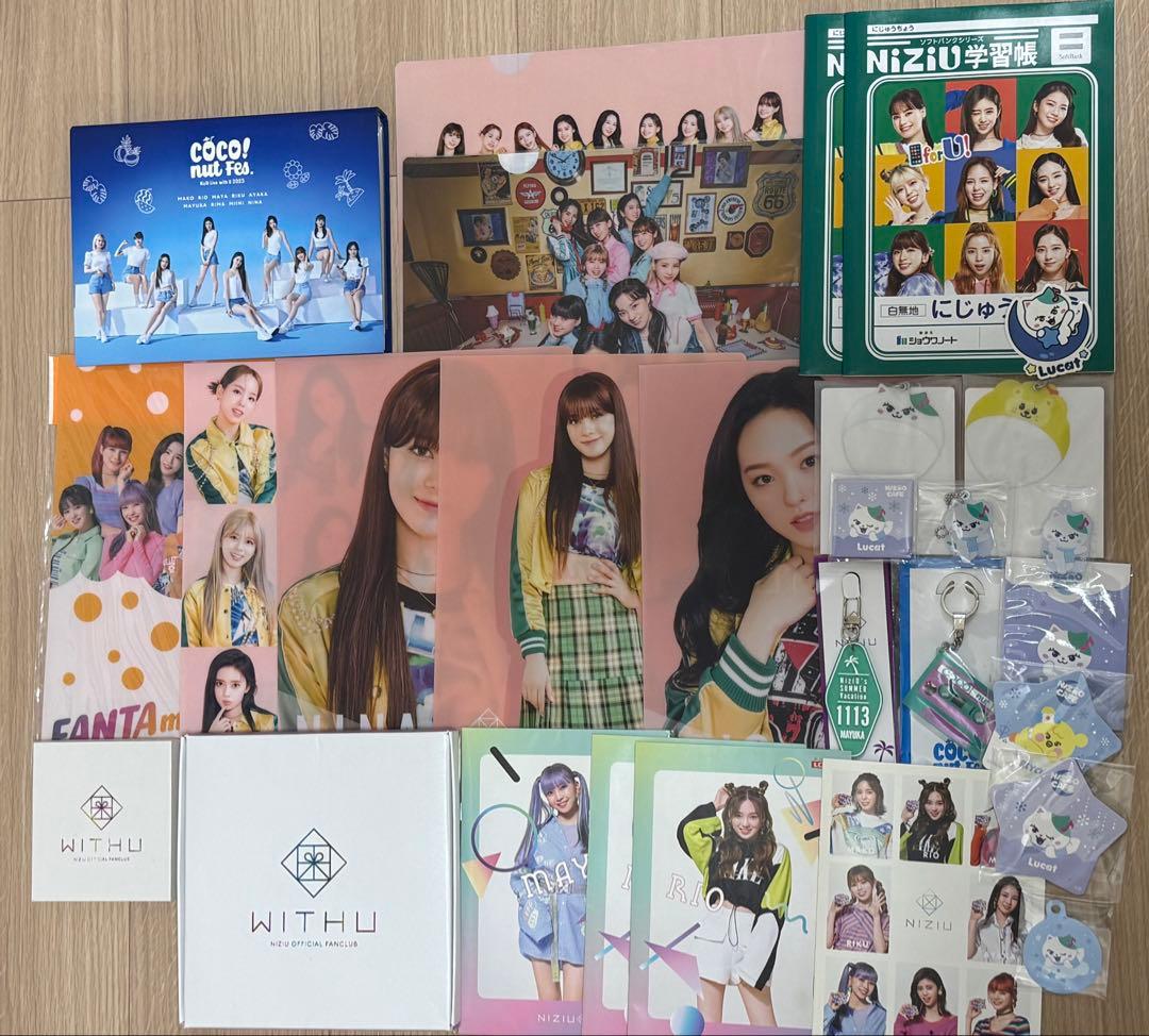 NiziUグッズセット(マユカ多め)写真2枚有