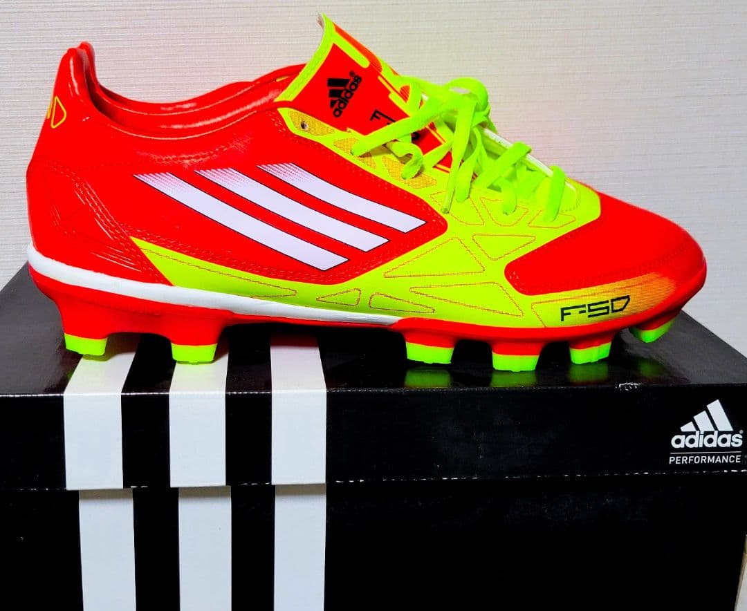 adidas　アディダス　サッカー　スパイク　メンズ