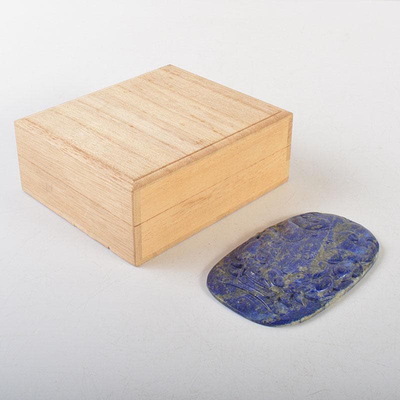 中国　玉石彫刻　ラピスラズリ　神獣彫　根付　玉器　紙鎮　時代箱　C　6816