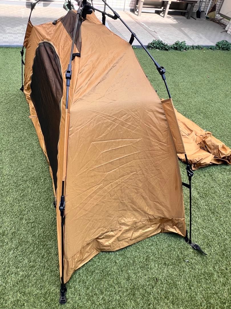 Coleman ソロキャンプテント 外で芝生1回使用　ワンタッチ