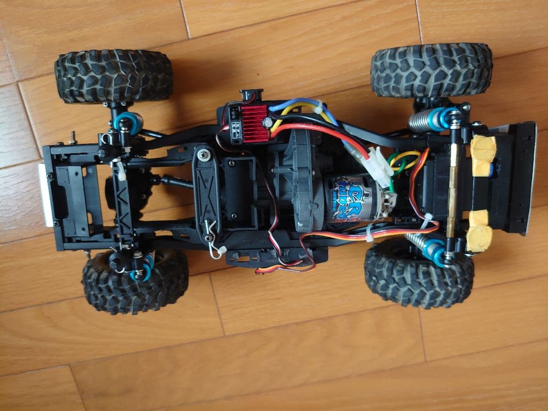 田宮 CC02 シャーシ ハイラックスボディ付き