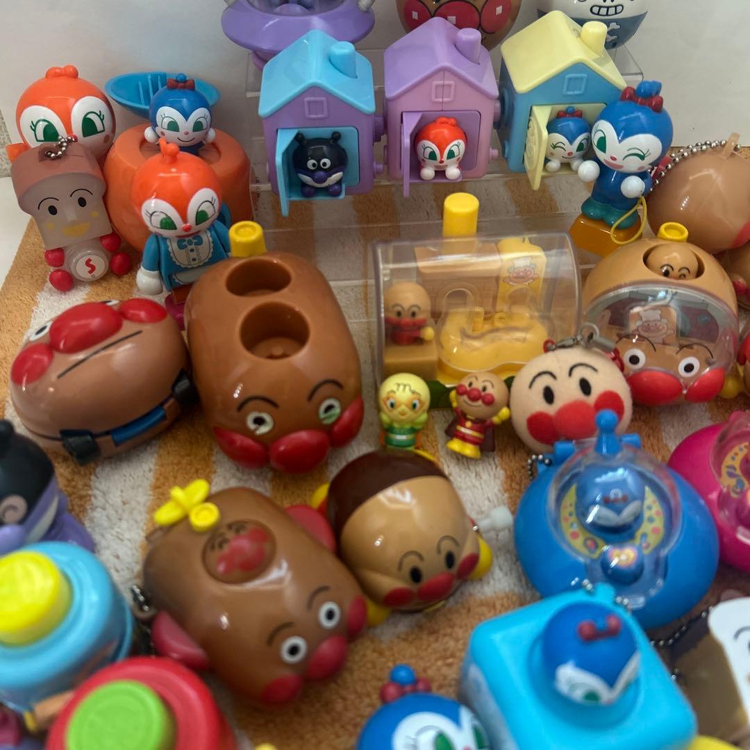 アンパンマン　ガチャガチャ　食玩　おもちゃ　詰め合わせ３０個以上ジャムおじさん