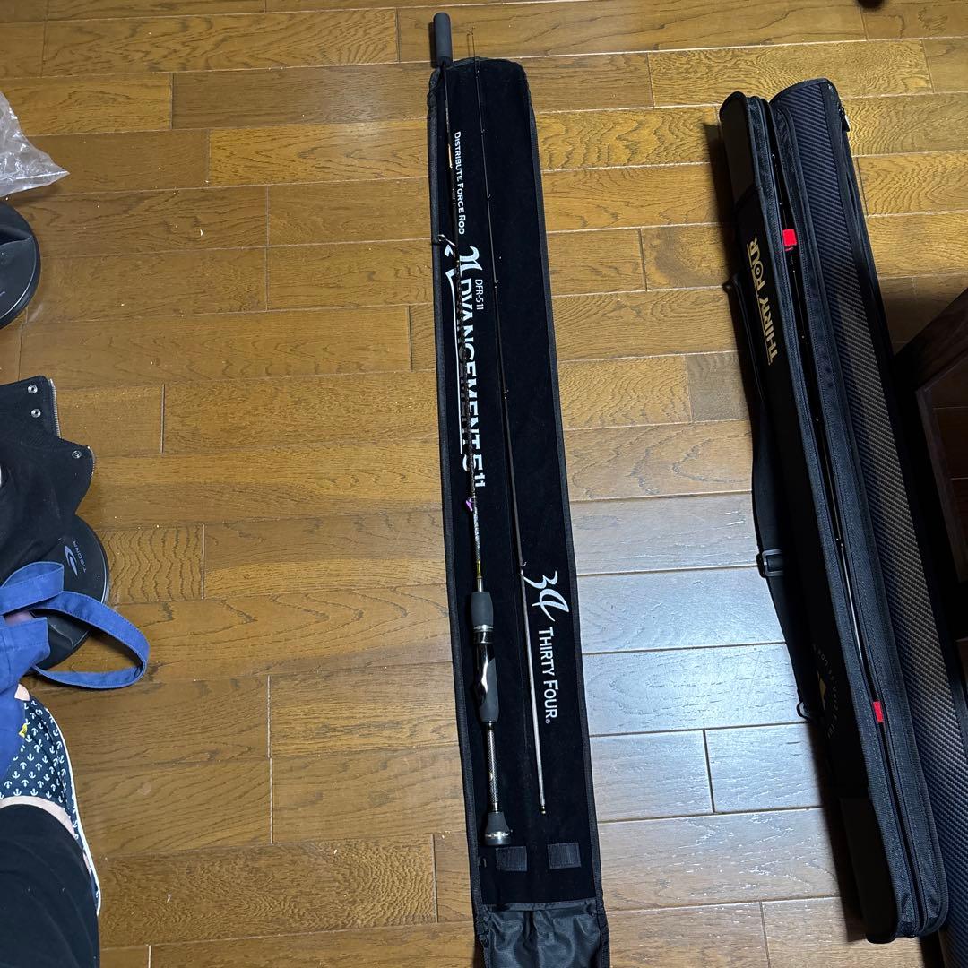 美品THIRTY FOUR ADVANCEMENT 5'11 ロッド ケース付き