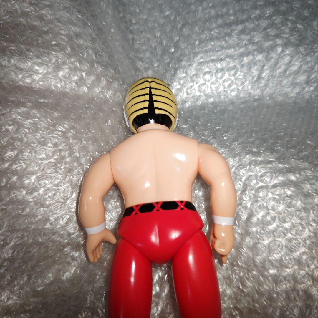 ソフビファイティングシリーズ　タイガーマスク　赤　メディコム・トイ