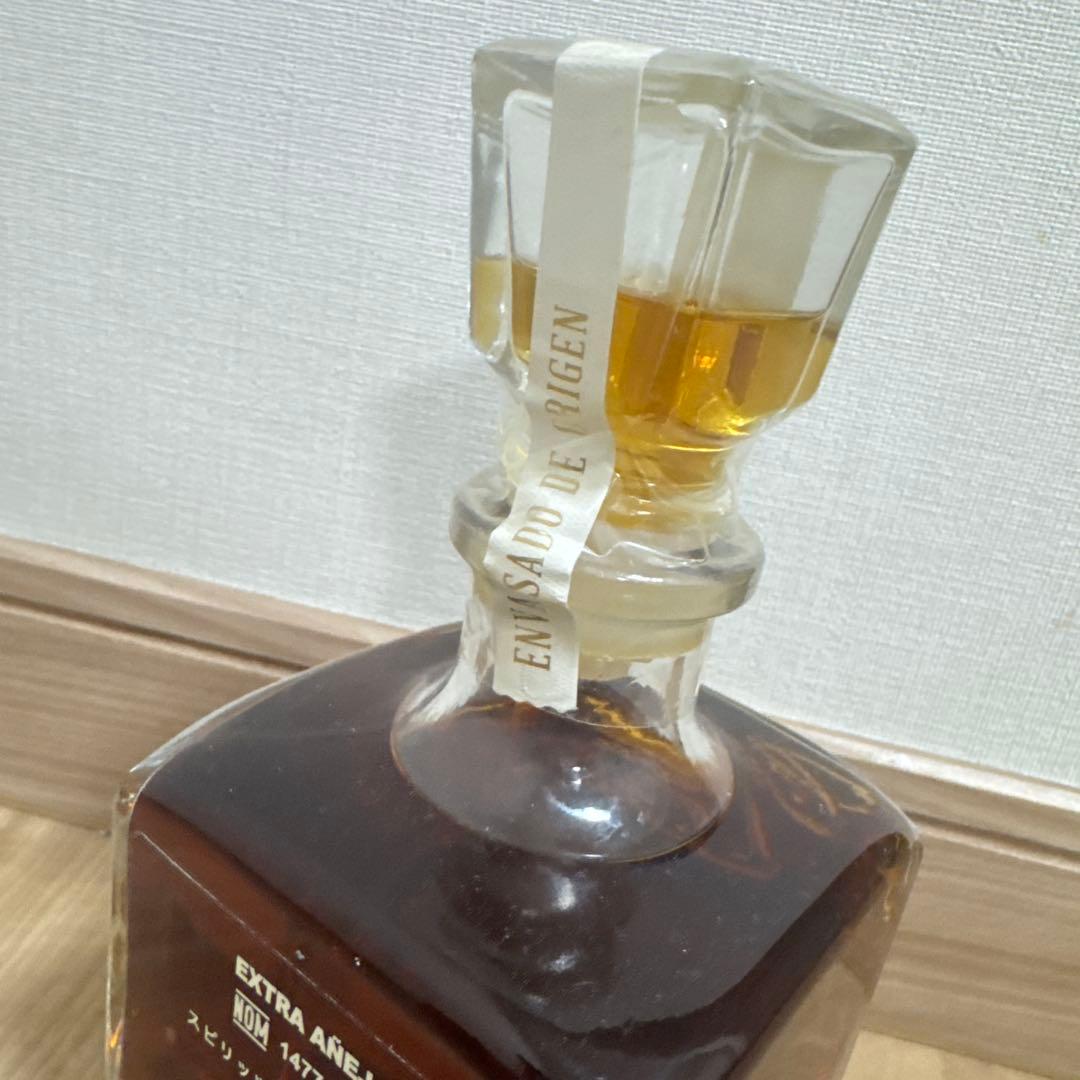 Cava de Oro（カヴァ・デ・オロ）エクストラ・アネホ・テキーラ