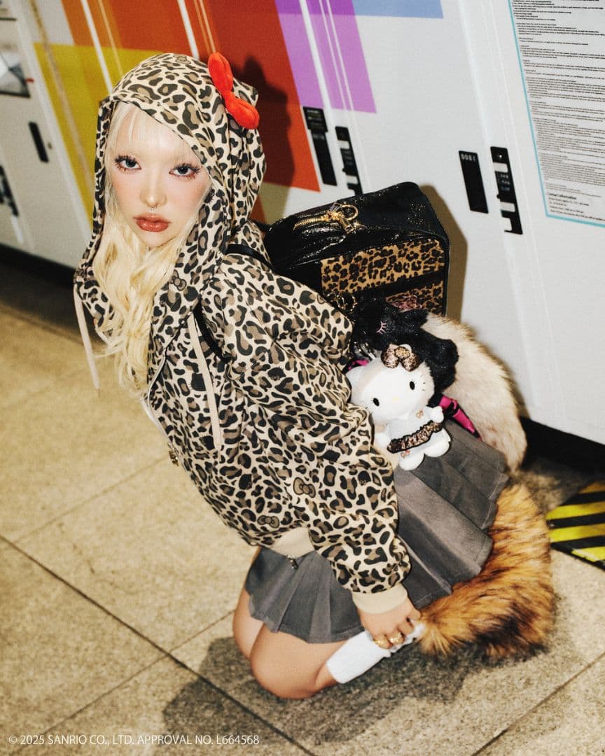 ハローキティ×9090 girl　キーホルダー　ぬいぐるみ　2個　平成ギャル