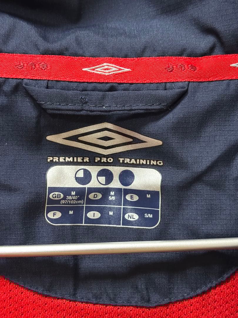 UMBRO　アンブロ　イングランド代表モデル　プルオーバー　アノラック　ベッカム