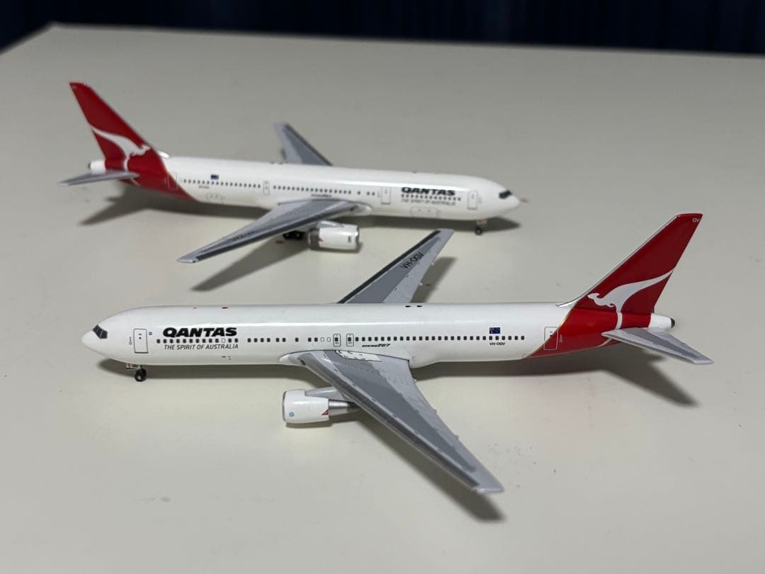 カンタス航空 B767-300 2機