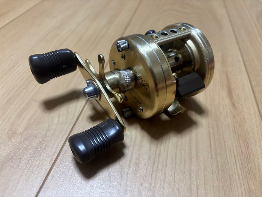 カルカッタ201XT （カスタムハンドル）