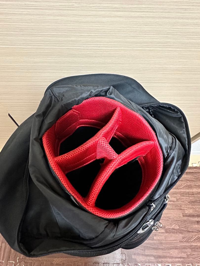 【値下げ】テーラーメイド　キャディバッグTUNED DISTANCE