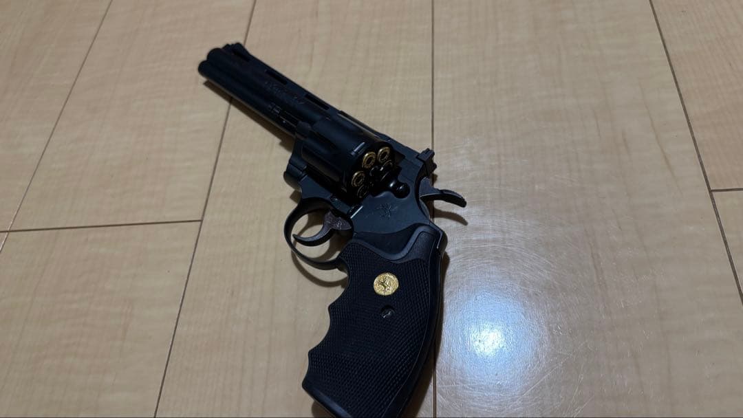 東京マルイ ガスリボルバー コルトパイソン 6インチ　ホルスター等セット