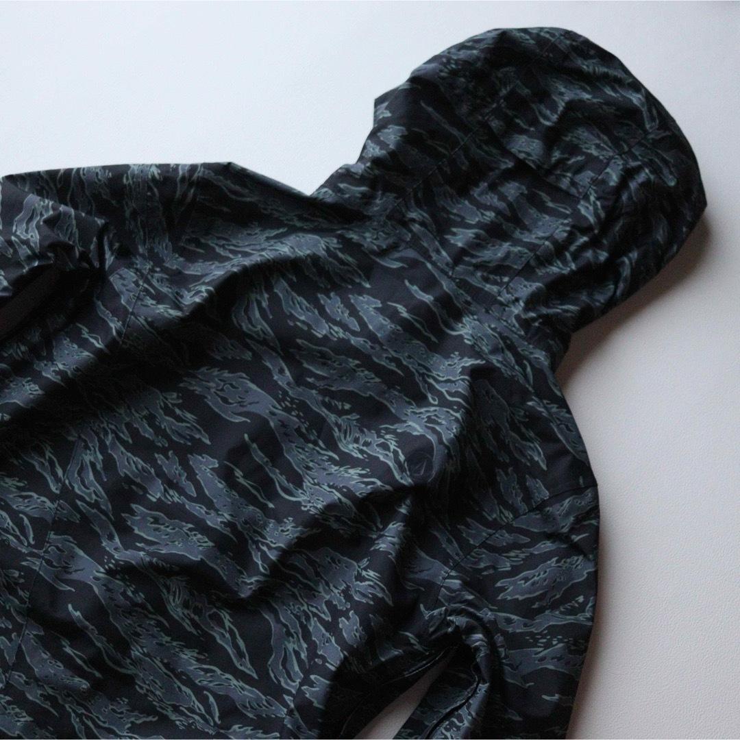 5438【美品】VOLCOM　ジャケット メンズ　ゴアテックス 迷彩柄