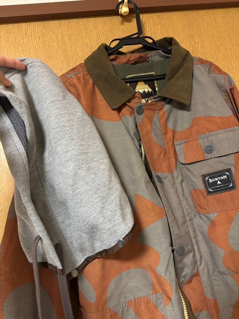 【美品】Burton スノボウェア M(170cm前後)