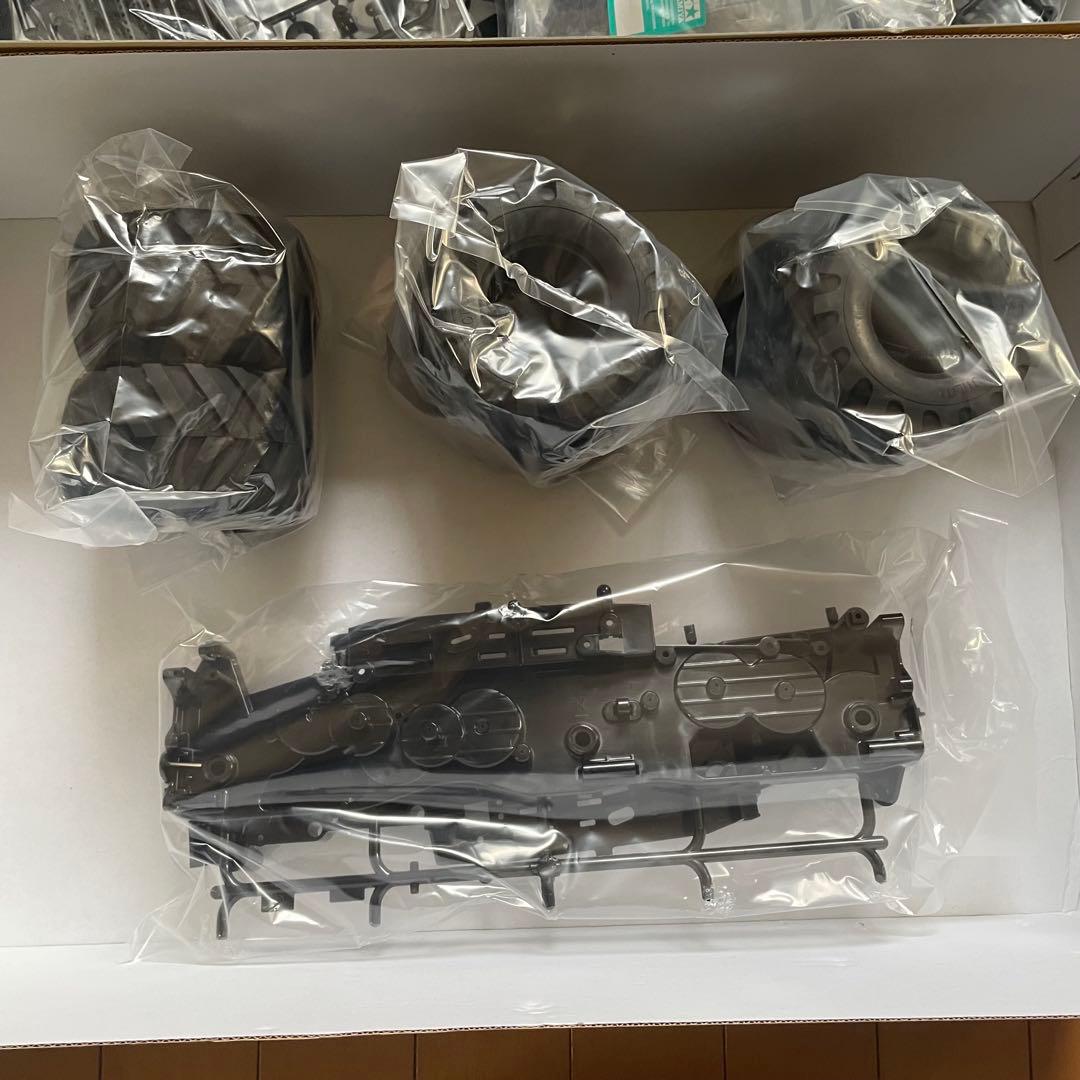 タミヤ 1/18 キングイエロー 6×6 G6-01シャーシ