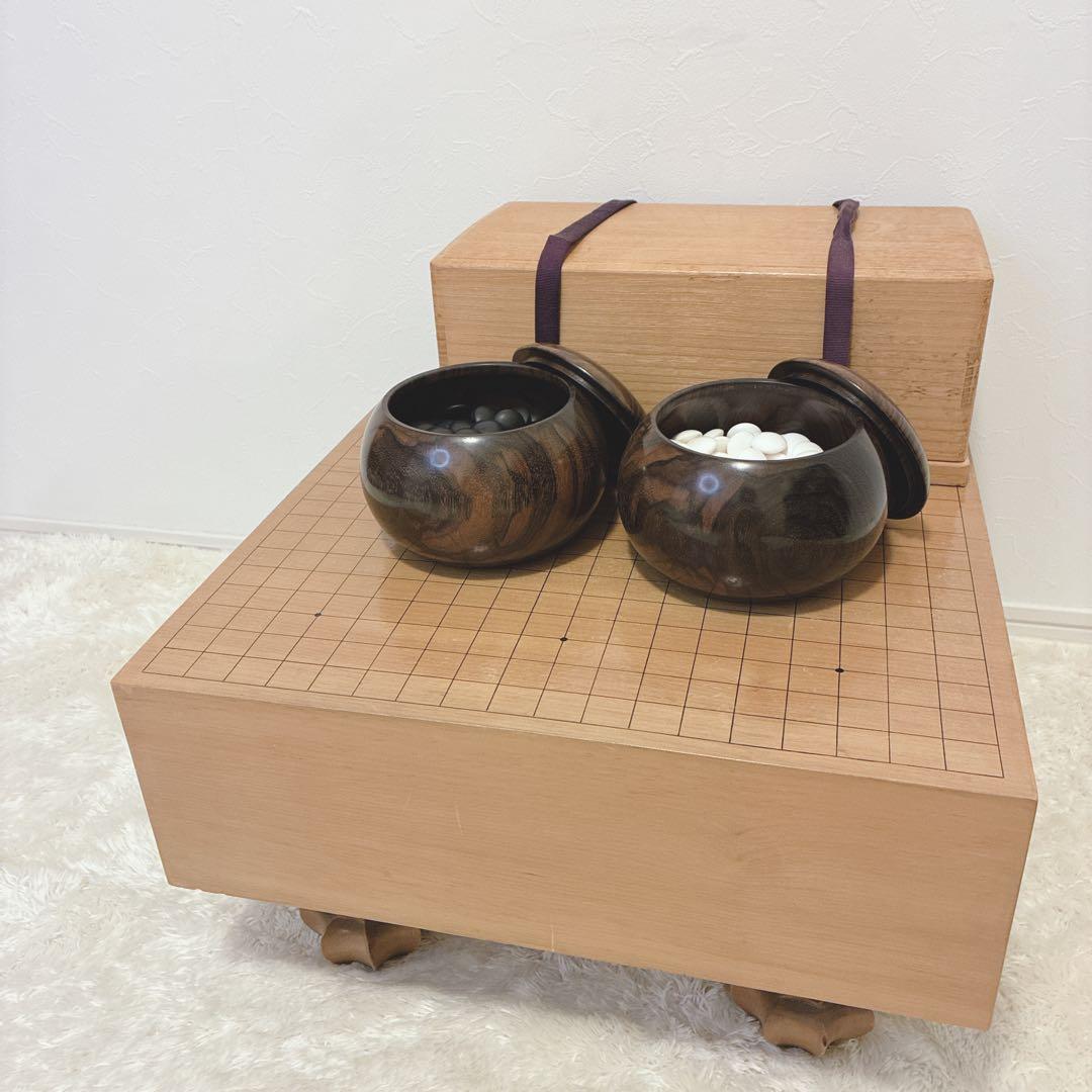 送料無料 碁盤 碁石 碁笥 蛤 35号 囲碁 木裏 ヘソあり 脚付き 約5寸 桂