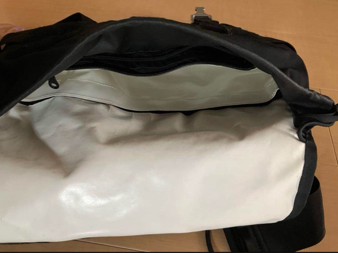 bagjack bshop別注　黒いメッセンジャーバッグ
