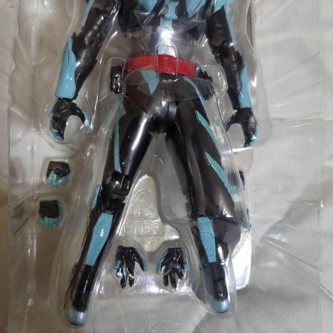 即購入可能　S.H.Figuarts 仮面ライダーセイバー プリミティブドラゴン