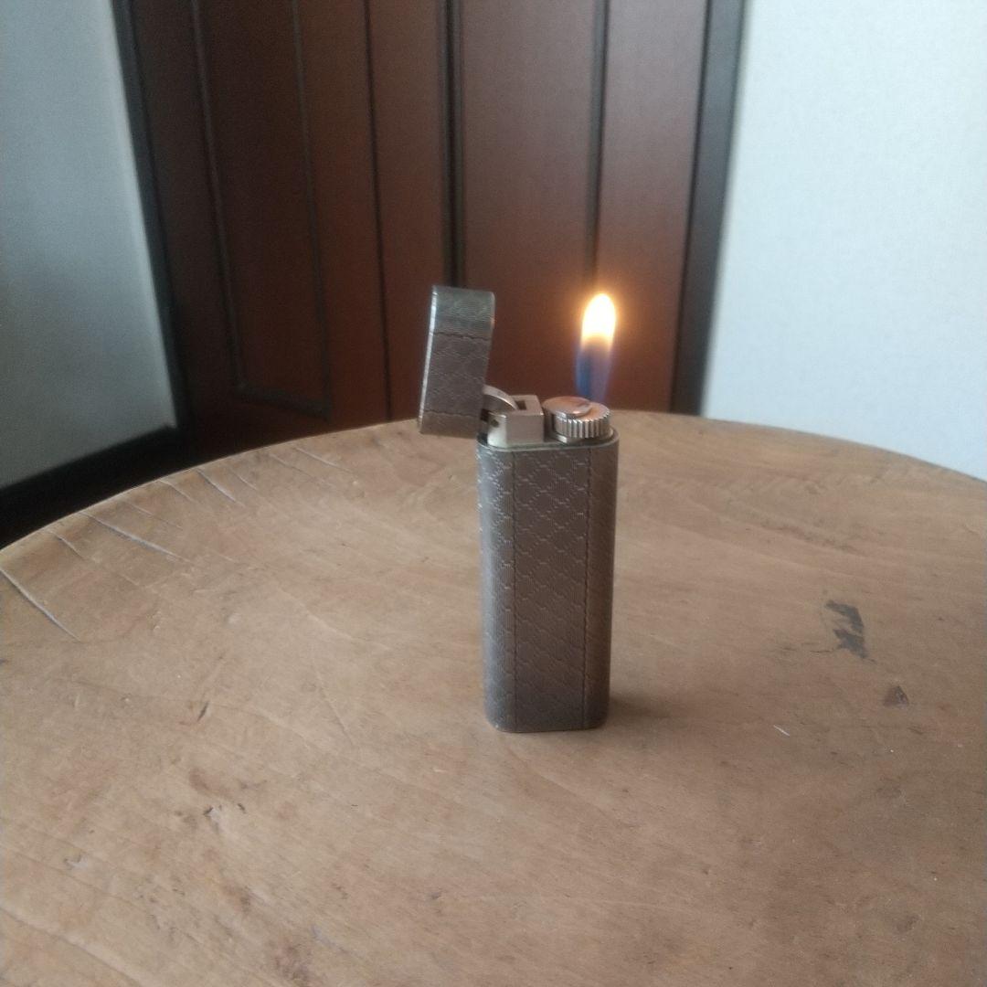 ヴィンテージカルティエライター シルバー色