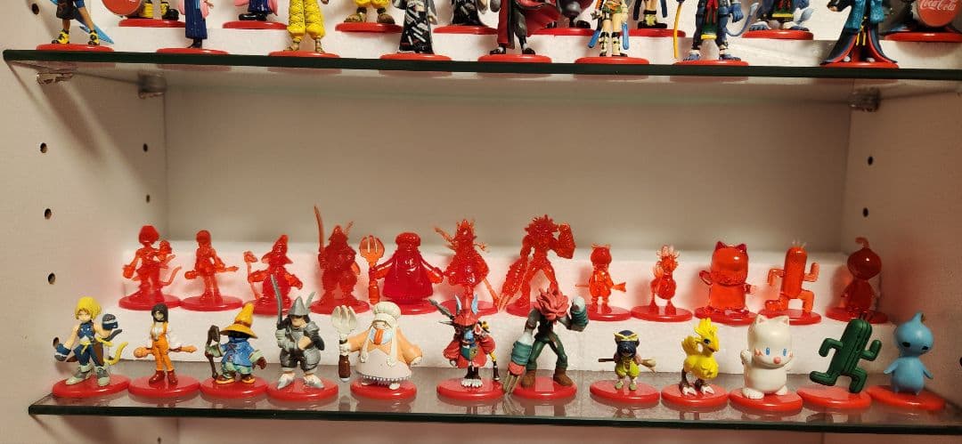 か*ん様 コカ・コーラ ファイナルファンタジー ミニフィギュア 104種フルコン
