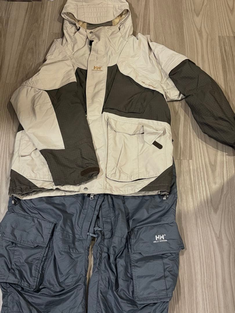 Helly Hansen スノーボードウェア　セット