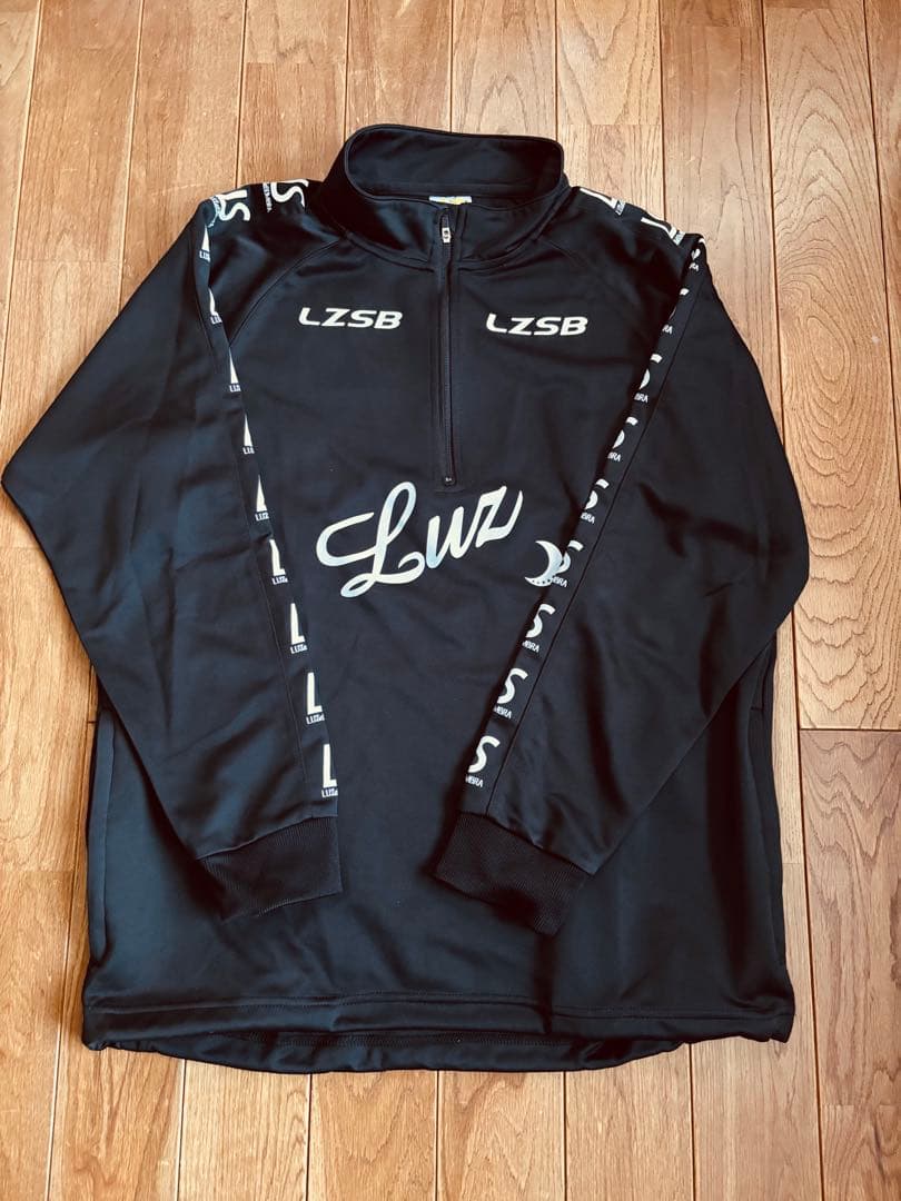 ルースインソブラ　ジャージ上下　Mサイズ