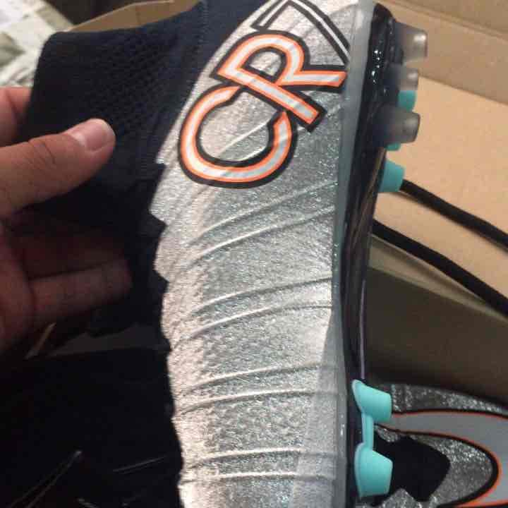 nike マーキュリアルヴェイパー cr7 ag モデル 限定品