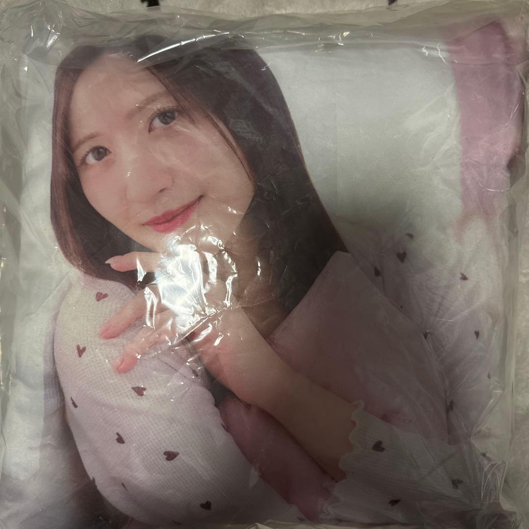 乃木坂46 金川紗耶 サイン入りクッション