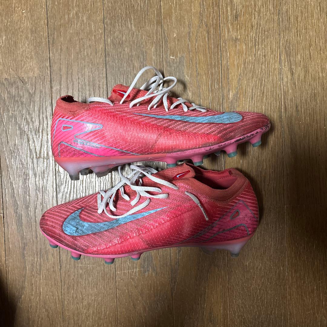 Nike サッカーシューズ ピンク スパイク