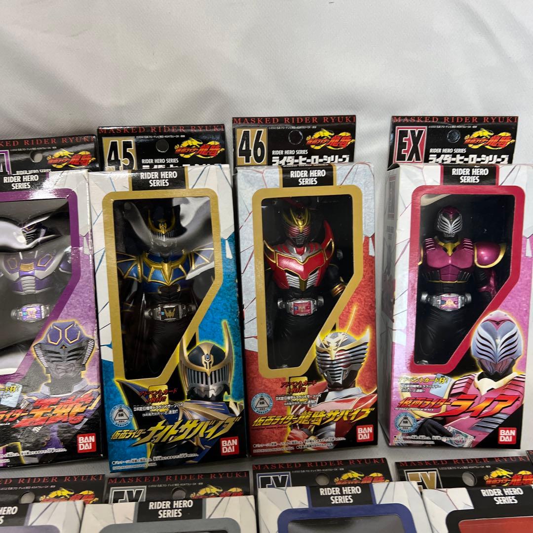 新品未開封　ライダーヒーローシリーズ　仮面ライダー龍騎　まとめ売り