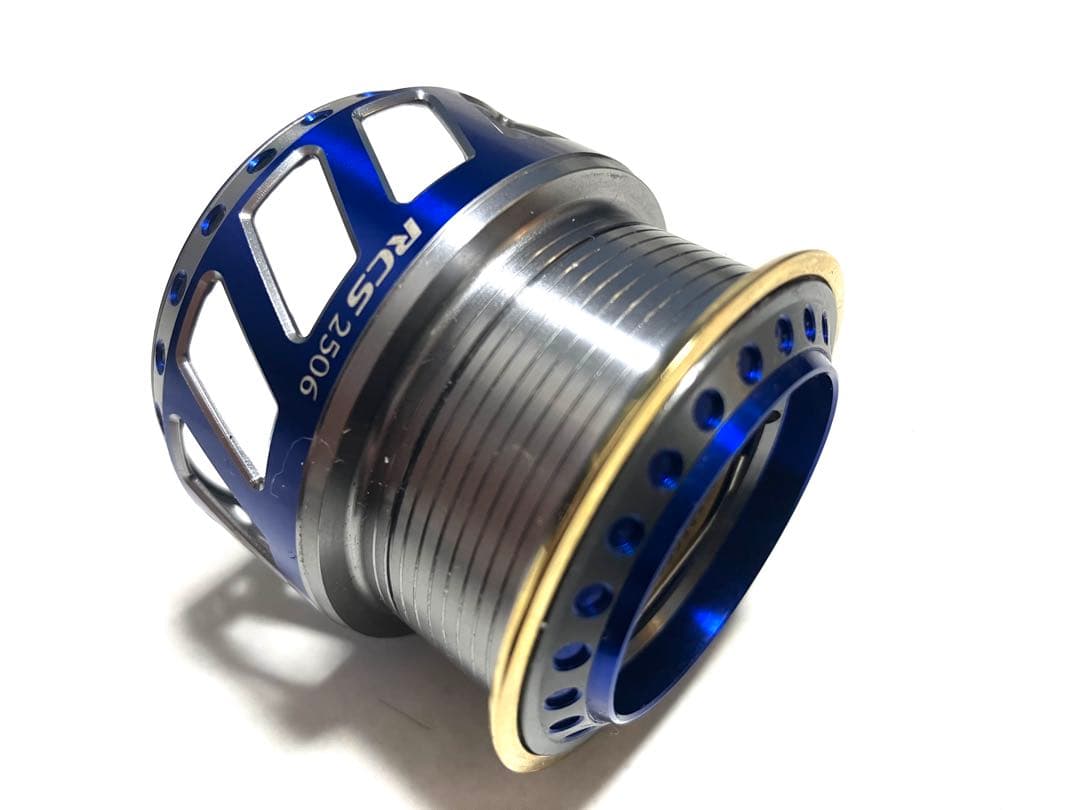 DAIWA ダイワ RCS2506スプール 青 超美品