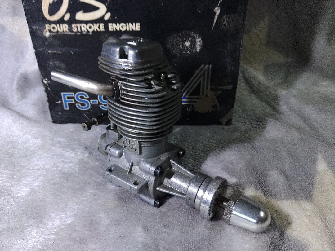 OS,FSー90ラジコンエンジン