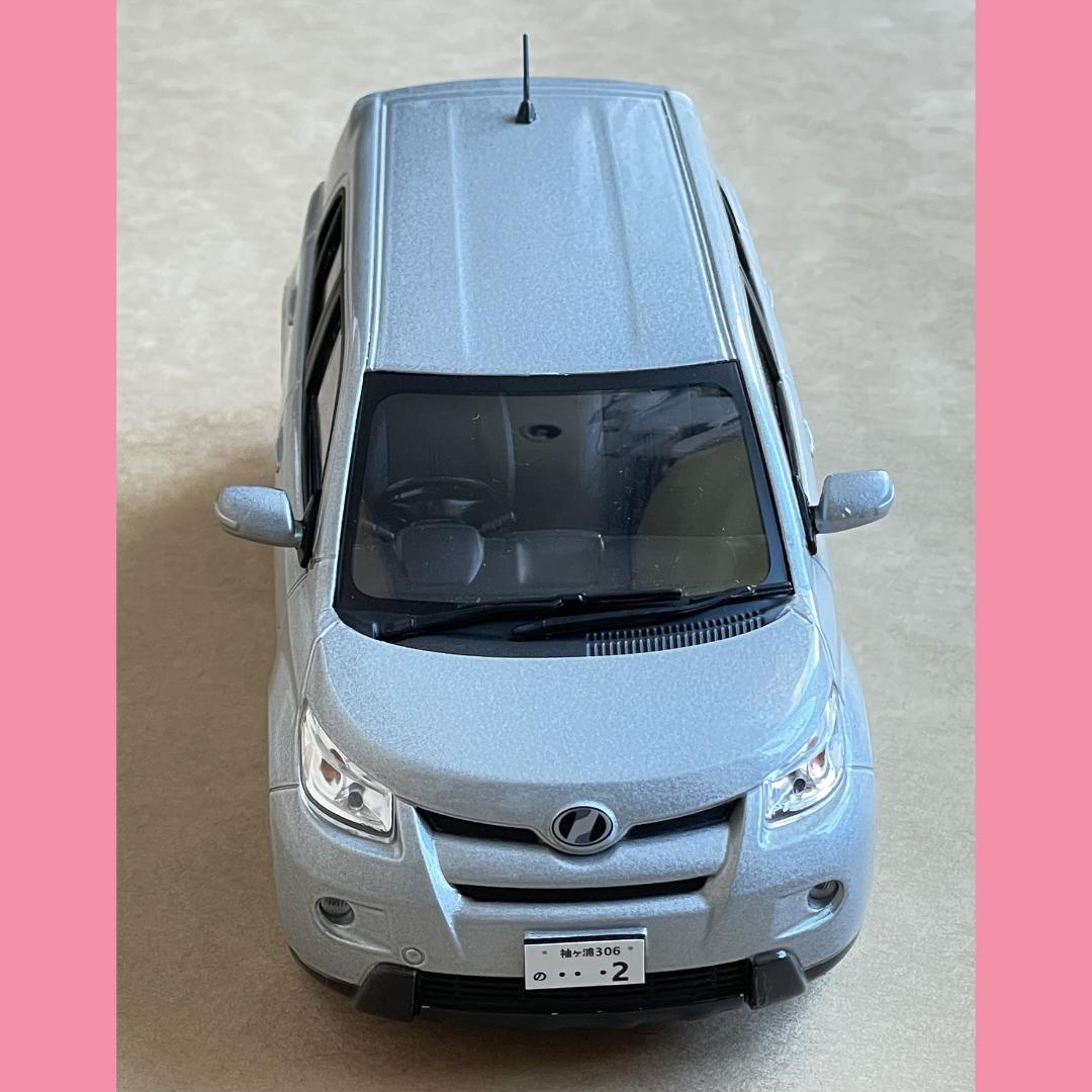 TOYOTA ist 1/24トヨタ公式製品　ミニカー