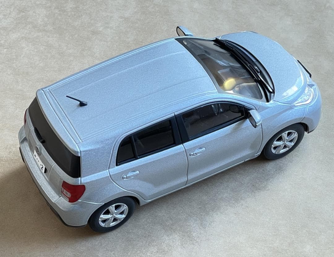 TOYOTA ist 1/24トヨタ公式製品　ミニカー