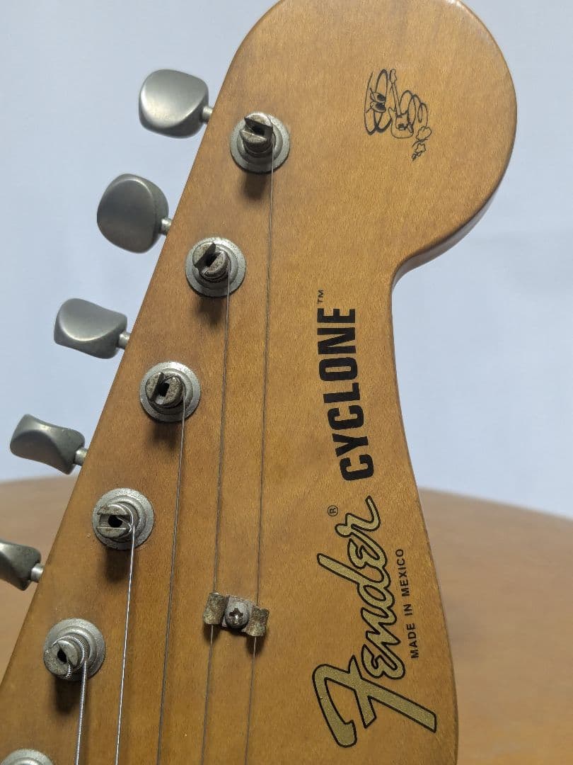 Fender Mexico Cyclone 2000-01年製造