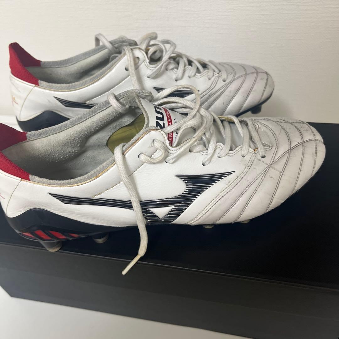 Mizuno Morelia Neo3 サッカーシューズ ホワイト/レッド