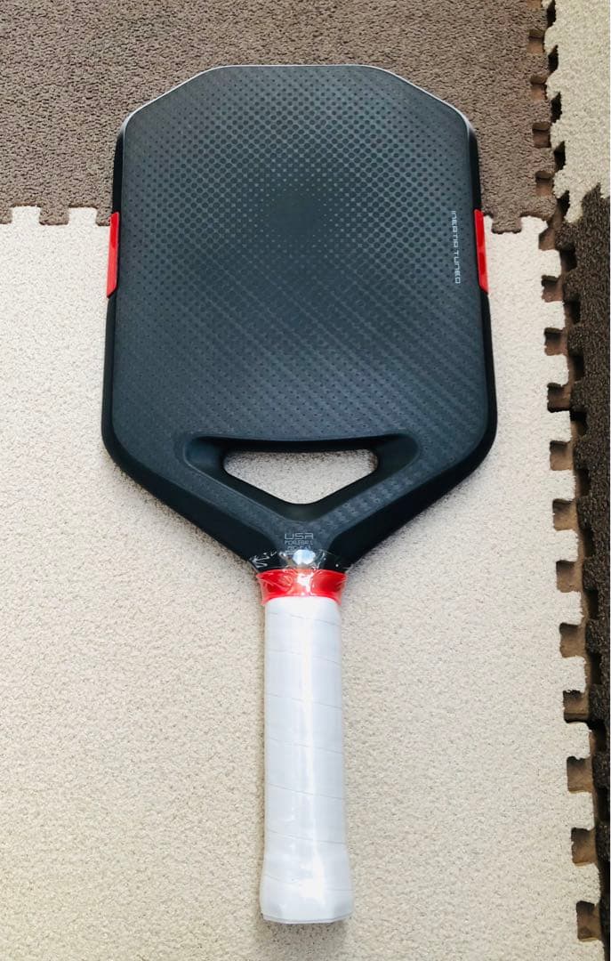 最新!! 第4世代 フォームコア テスラ プレイド ピックルボール パドル