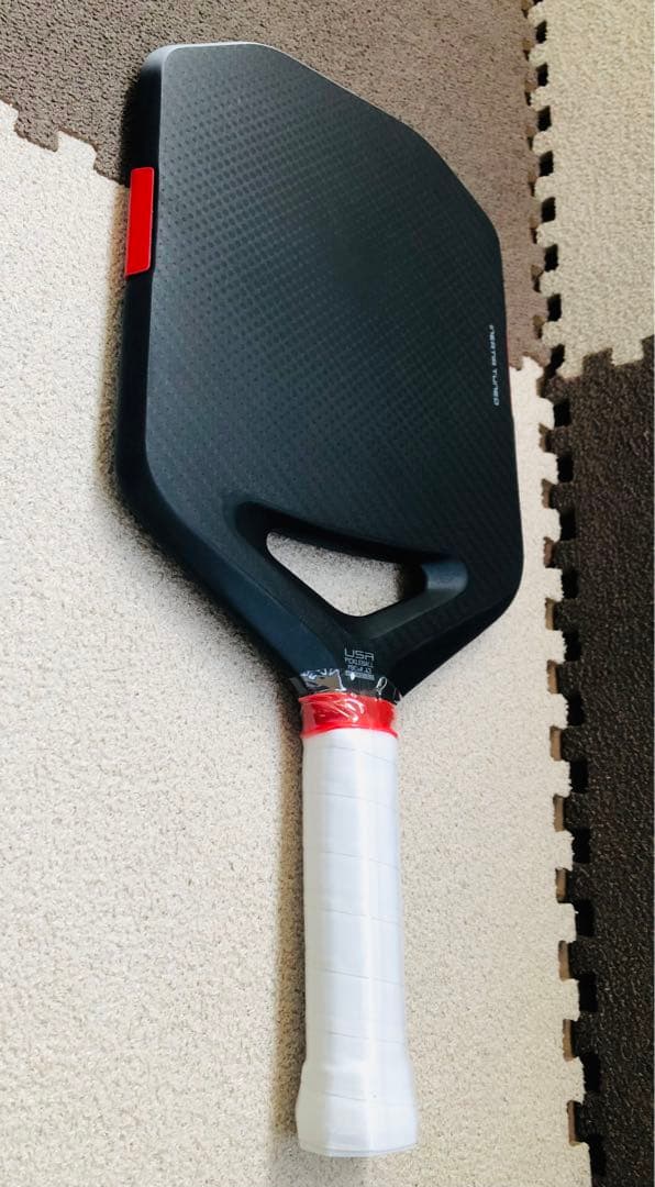 最新!! 第4世代 フォームコア テスラ プレイド ピックルボール パドル