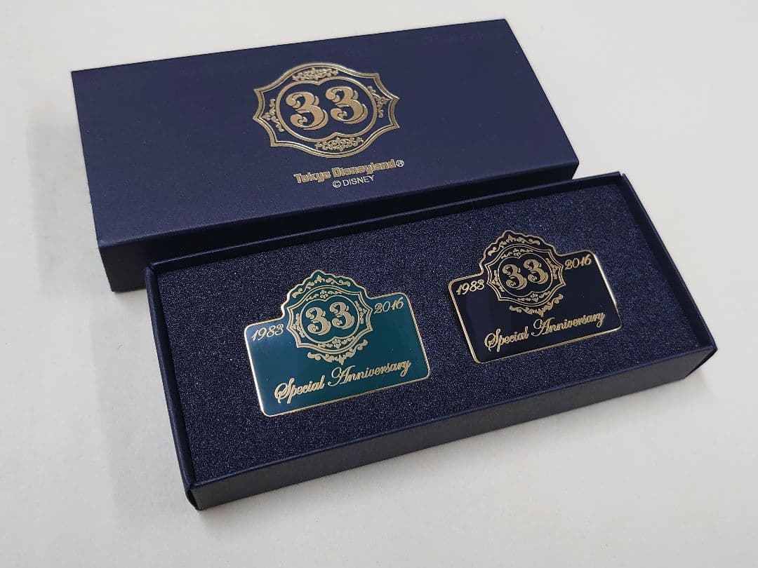 ディズニー クラブ33 club33 非売品 33周年記念 ピンバッジセット