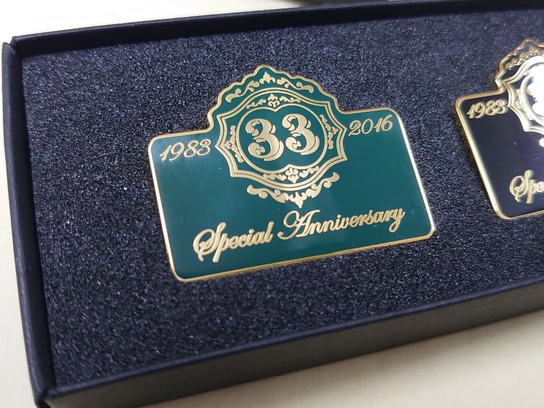 ディズニー クラブ33 club33 非売品 33周年記念 ピンバッジセット