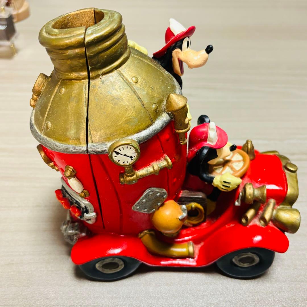 ディズニー　レトロ　車　ミッキー　グーフィー ドナルド