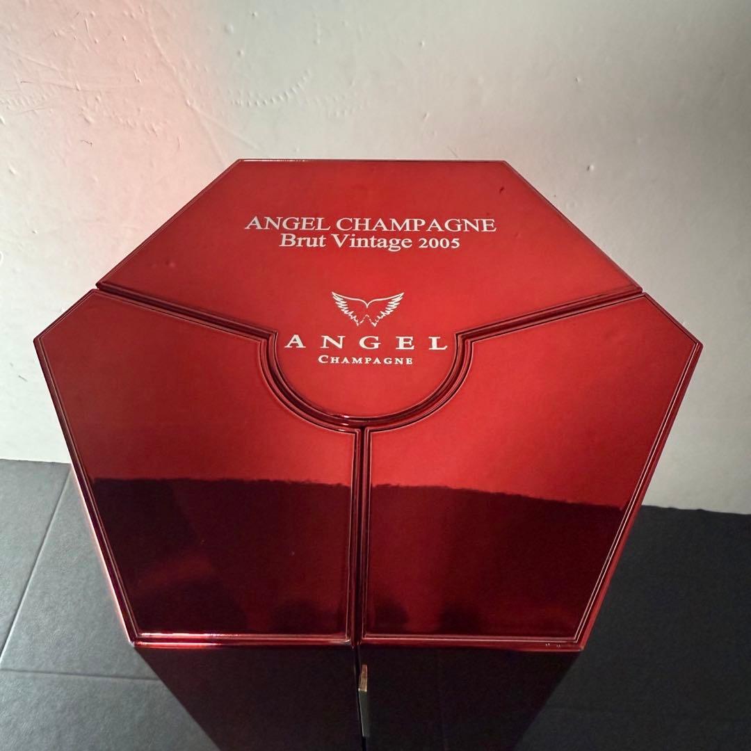 エンジェル　シャンパン　ヴィンテージ 2005 レッド　110 ケース