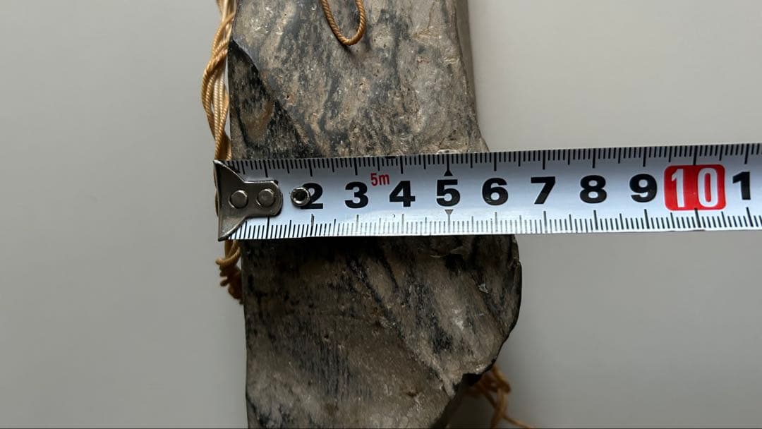 【希少・長さ28cm、約1.2kg】かんかん石 （サヌカイト)鹿叩き棒付き