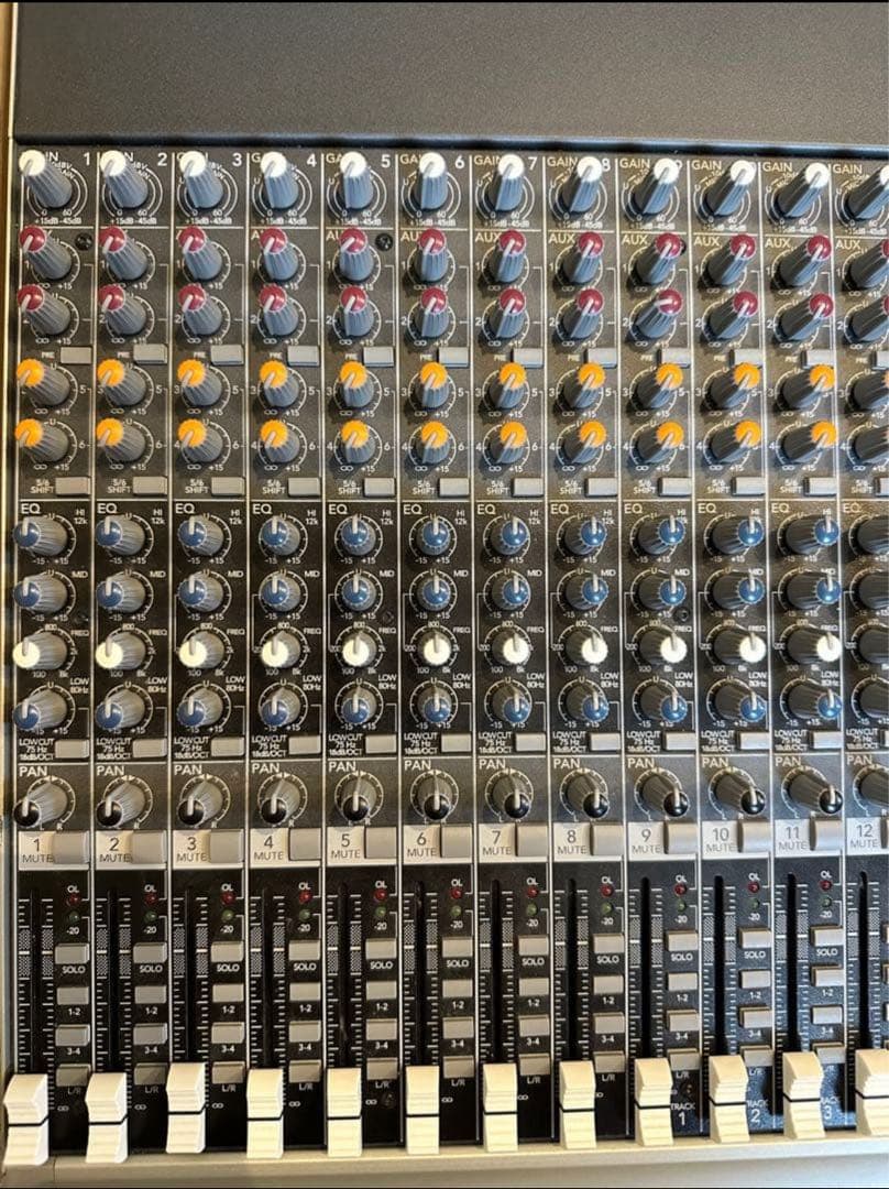 【年末年始特別値下げ】Mackie 1604VLZ3 16チャンネルミキサー