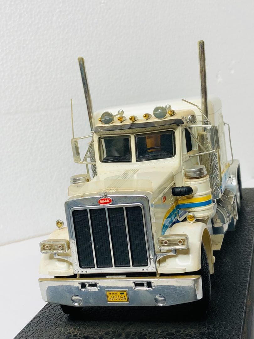 Revell PETERBILT 359 1/24 トラック トレーラーヘッド
