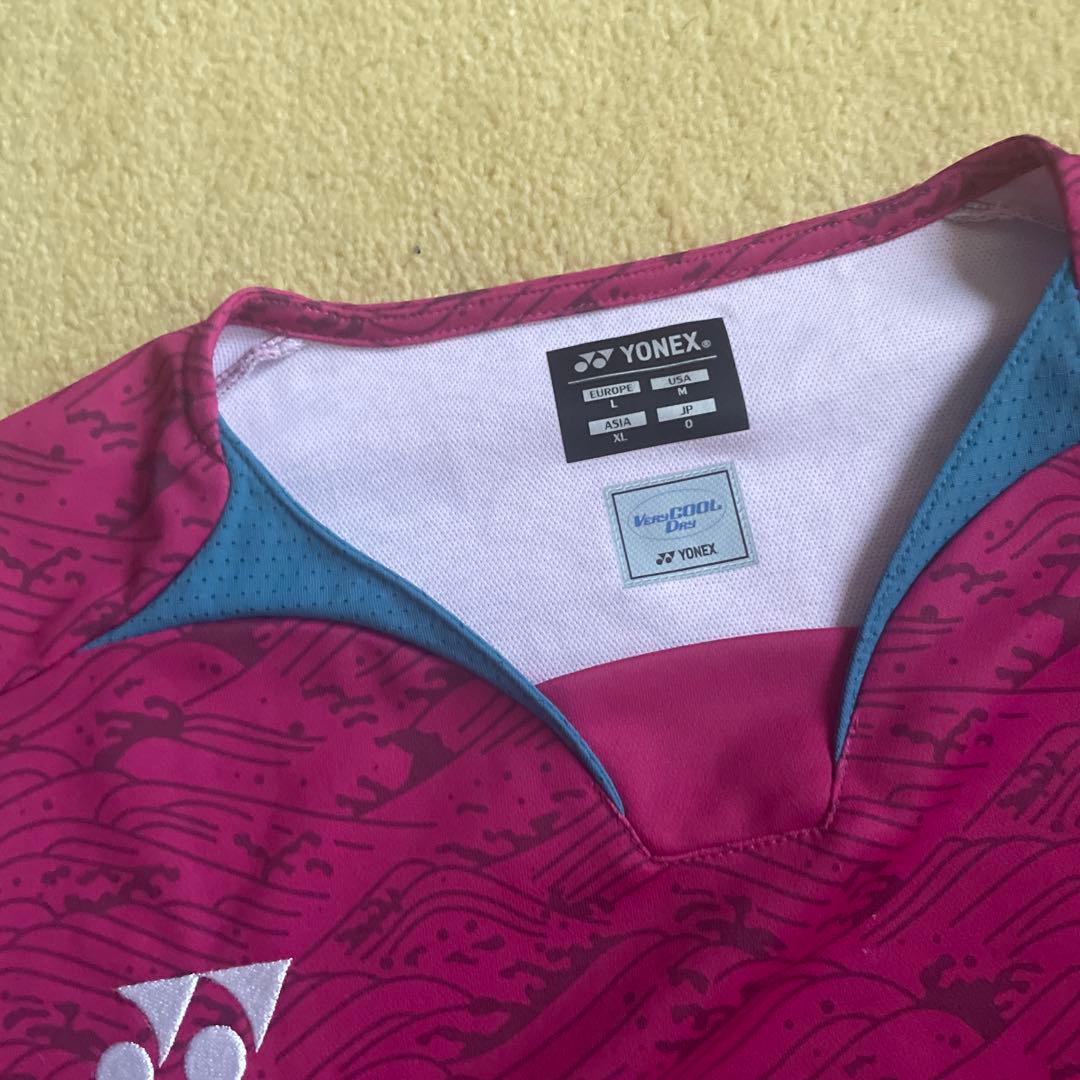 YONEX ノースリーブウェア