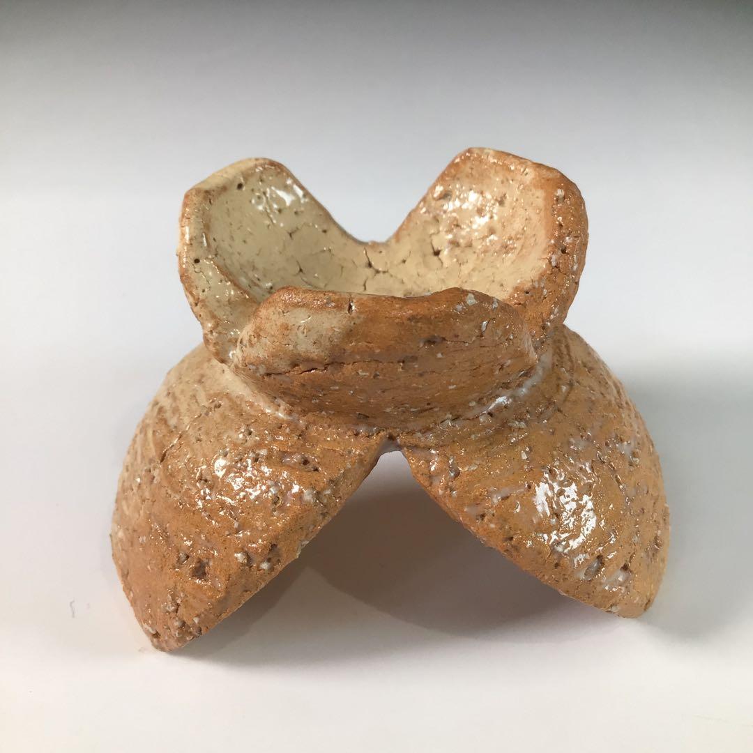 Ｒ８６４　蓋置　『萩焼』『十代　三輪休雪造』『三ツ葉蓋置』　共箱　茶道具