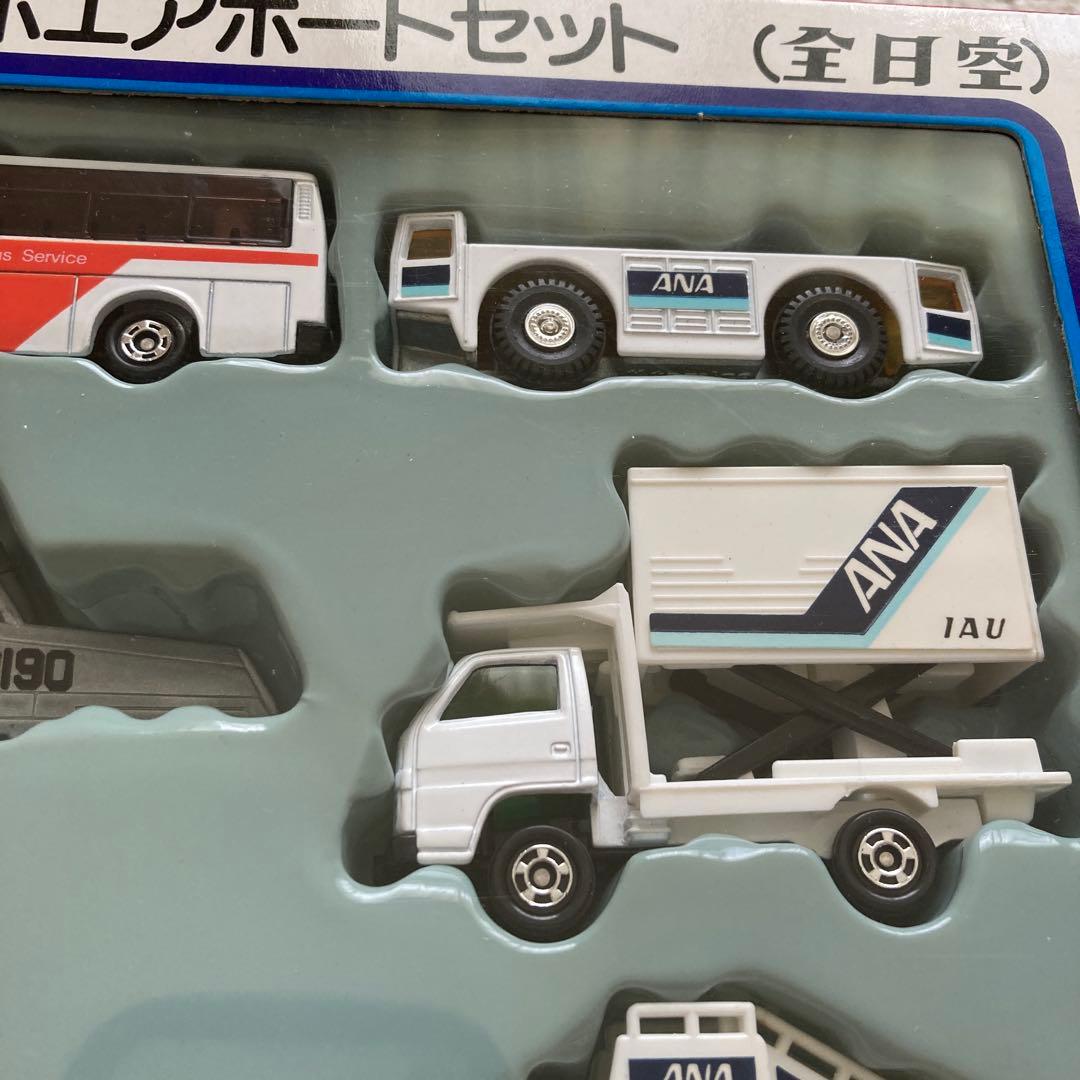 トミカ ジャンボエアポートセット　全日空 ANA 飛行機　ジェット機
