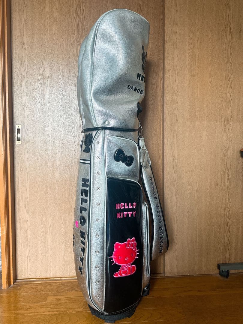 HELLO KITTY DANCE WITH DRAGON ゴルフバッグ