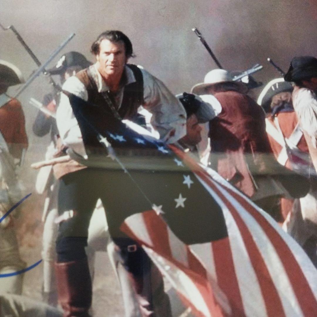 映画 パトリオット　メル・ギブソン　直筆サイン入り8Ｘ10フォト 証明書付き