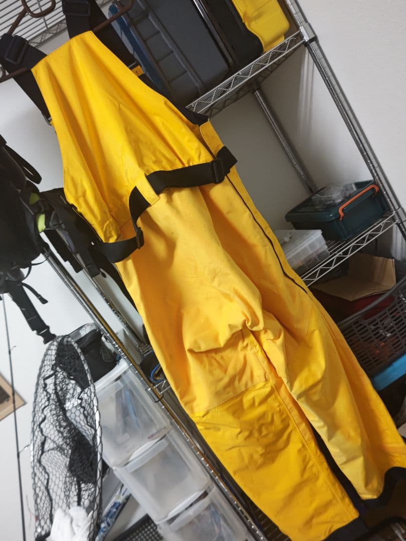 未使用品 ヘリーハンセン サロペット （サイズＬ）